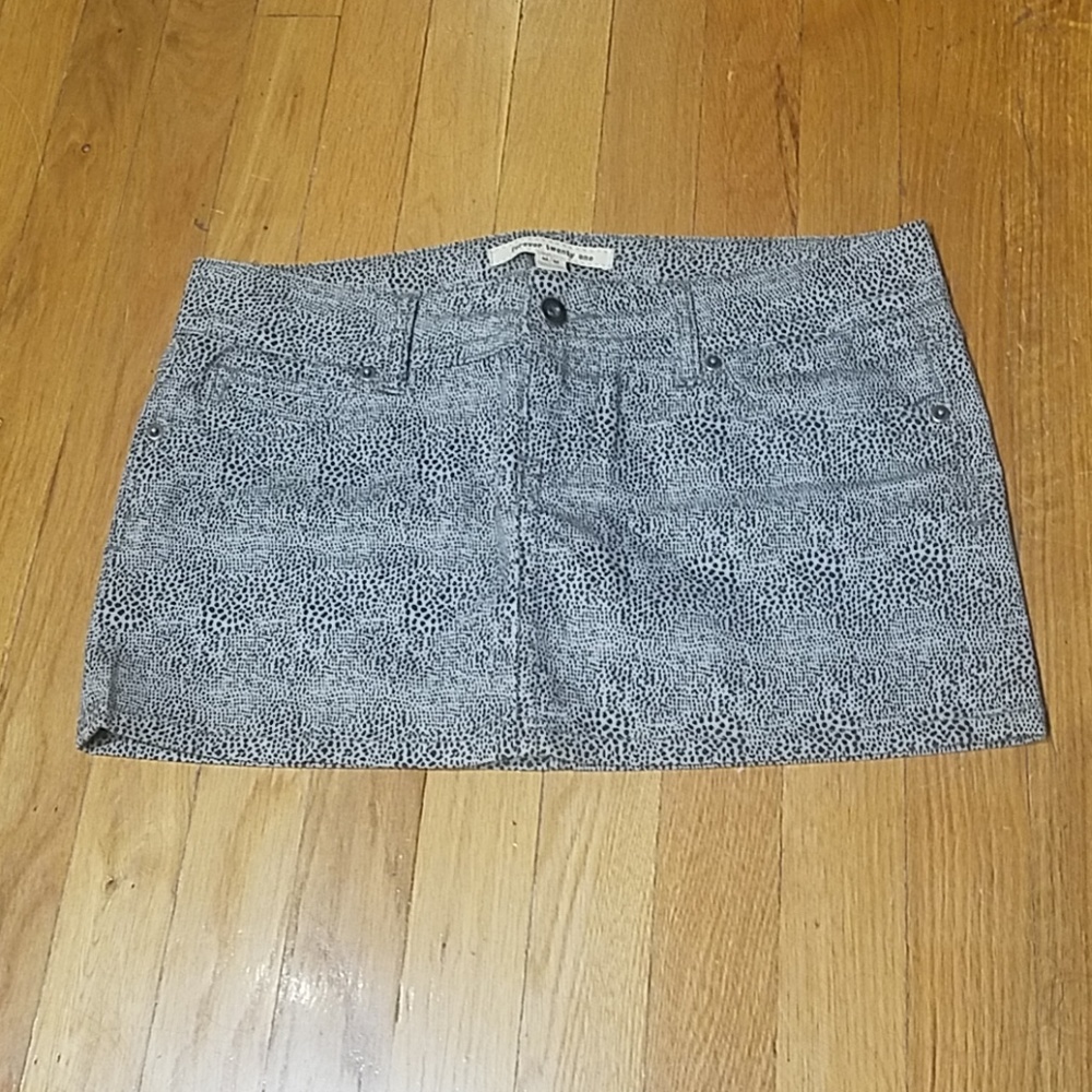 FOREVER 21 Grey & Black Denim Jean Skirt MEDIUM